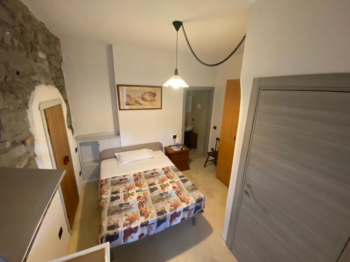 Macloud Pub Bed & Breakfast Sarnico